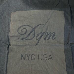 NIP DQM DAVE'S QUALITY MEATS NY POCKET TEE SZ M